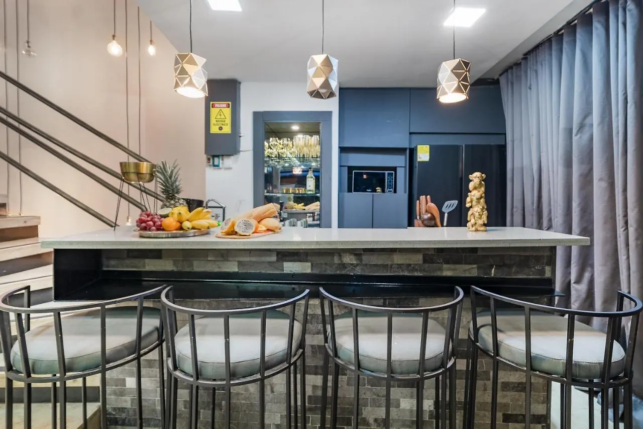 Casa Catalina Luxury 9Bdr Villa In Lleras Park Medellin
